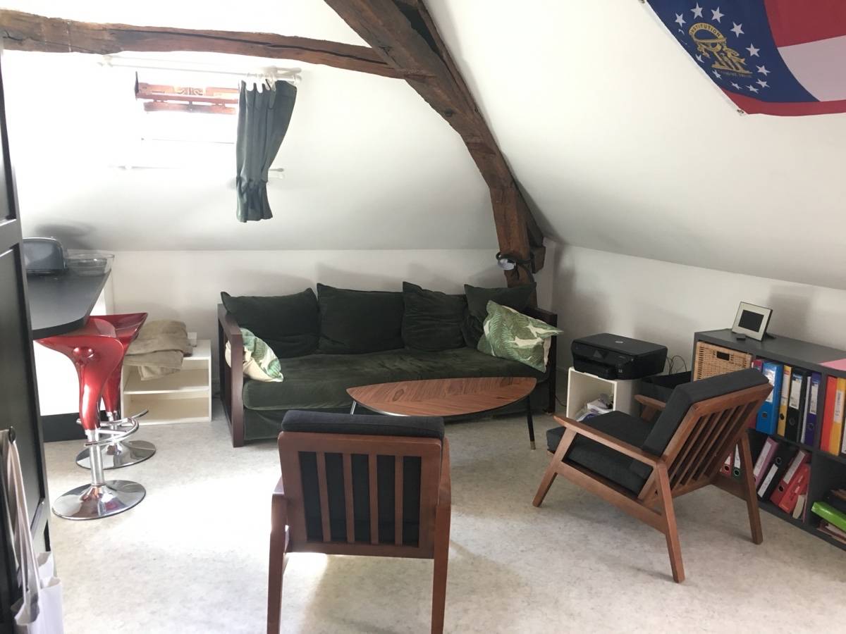 Loue studio meublé centre Nantes île feydeau - 1 chambre, 25m²