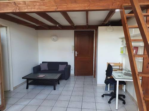 Loue studio meublé en duplex à la Croix Rousse (Lyon 4ème) - 26m²