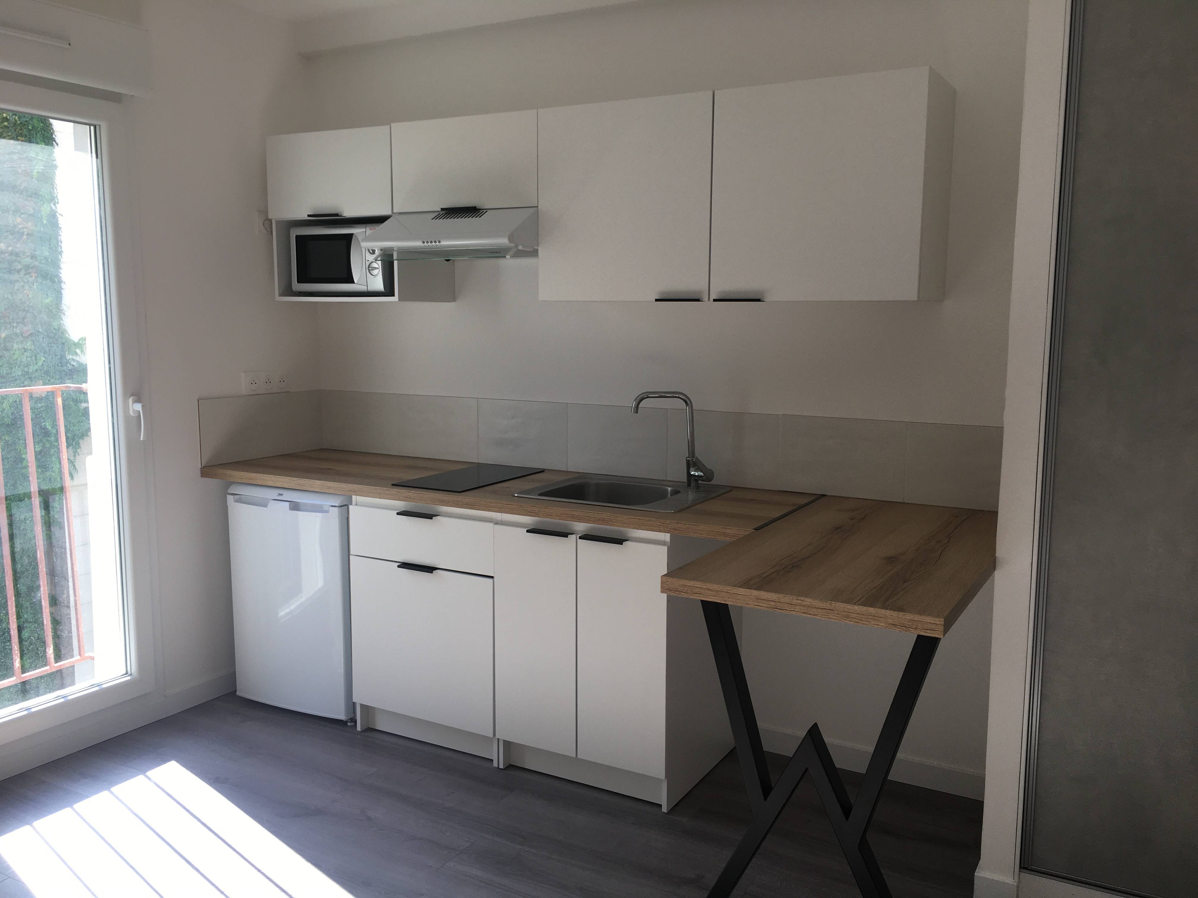 Loue studio lumineux - 28m² - Saint-Étienne