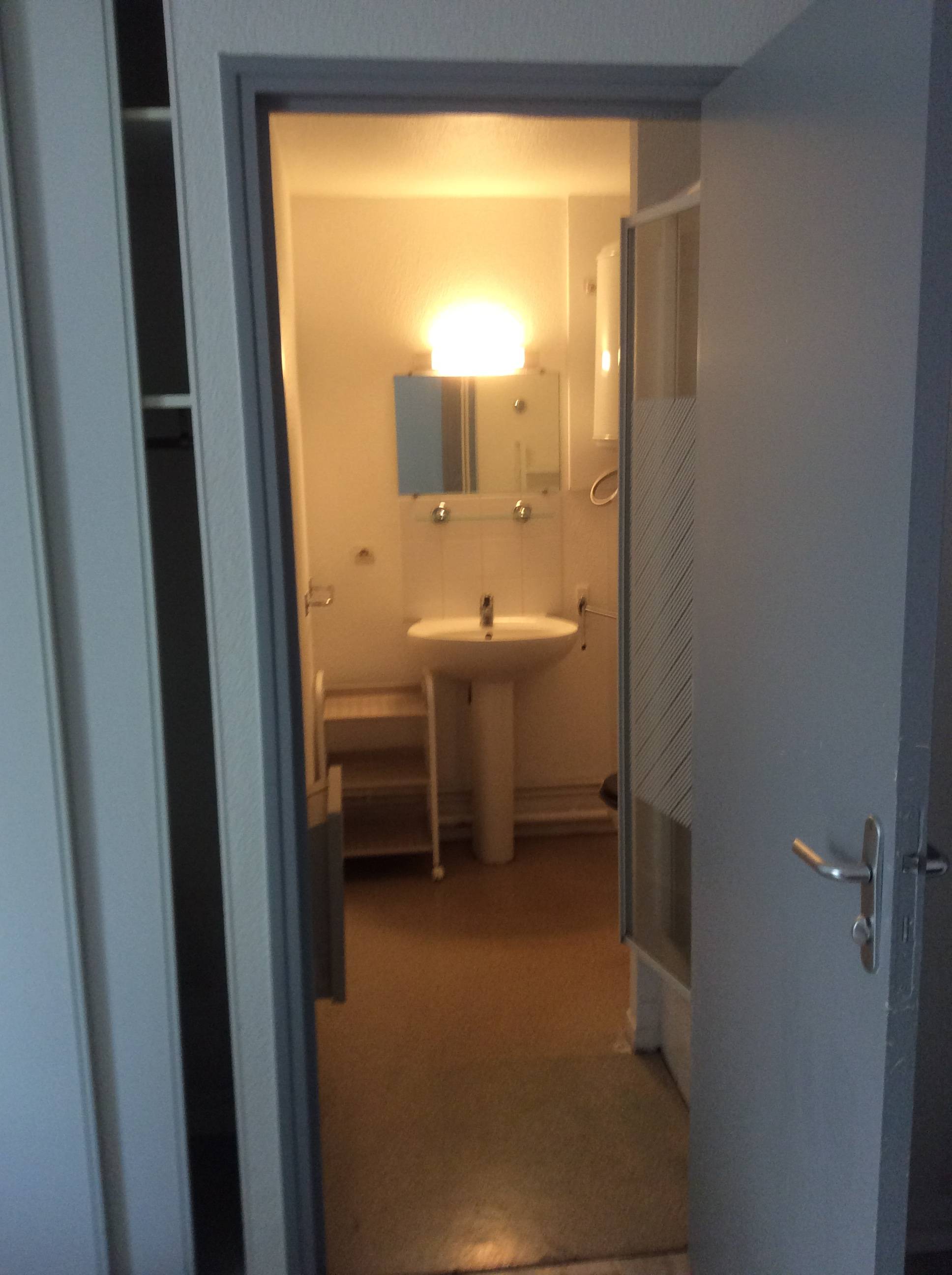 Loue studio étudiant - 20m² - Reims