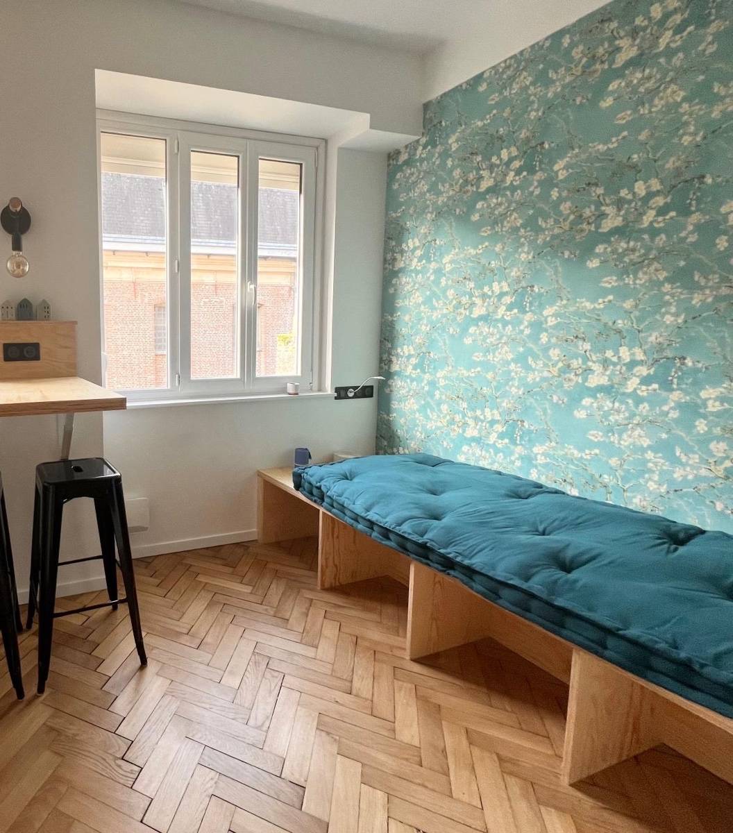 Loue de mai a sept studio Van Gogh Lille Centre - 28m²