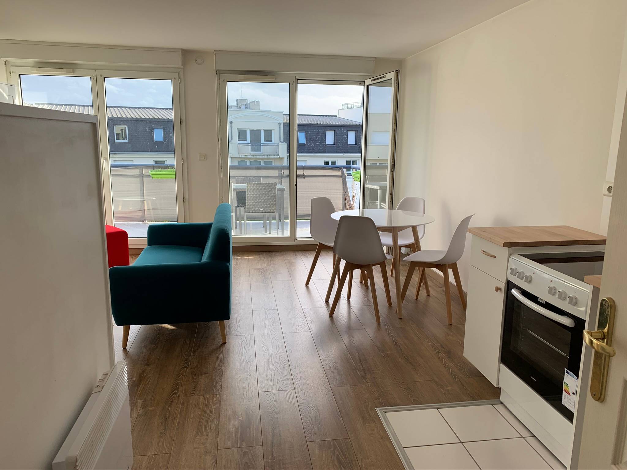 Loue Studio 36m² Lumineux Avec Parquet et Balcon - 1 chambre, Margny-lès-Compiègne (60)
