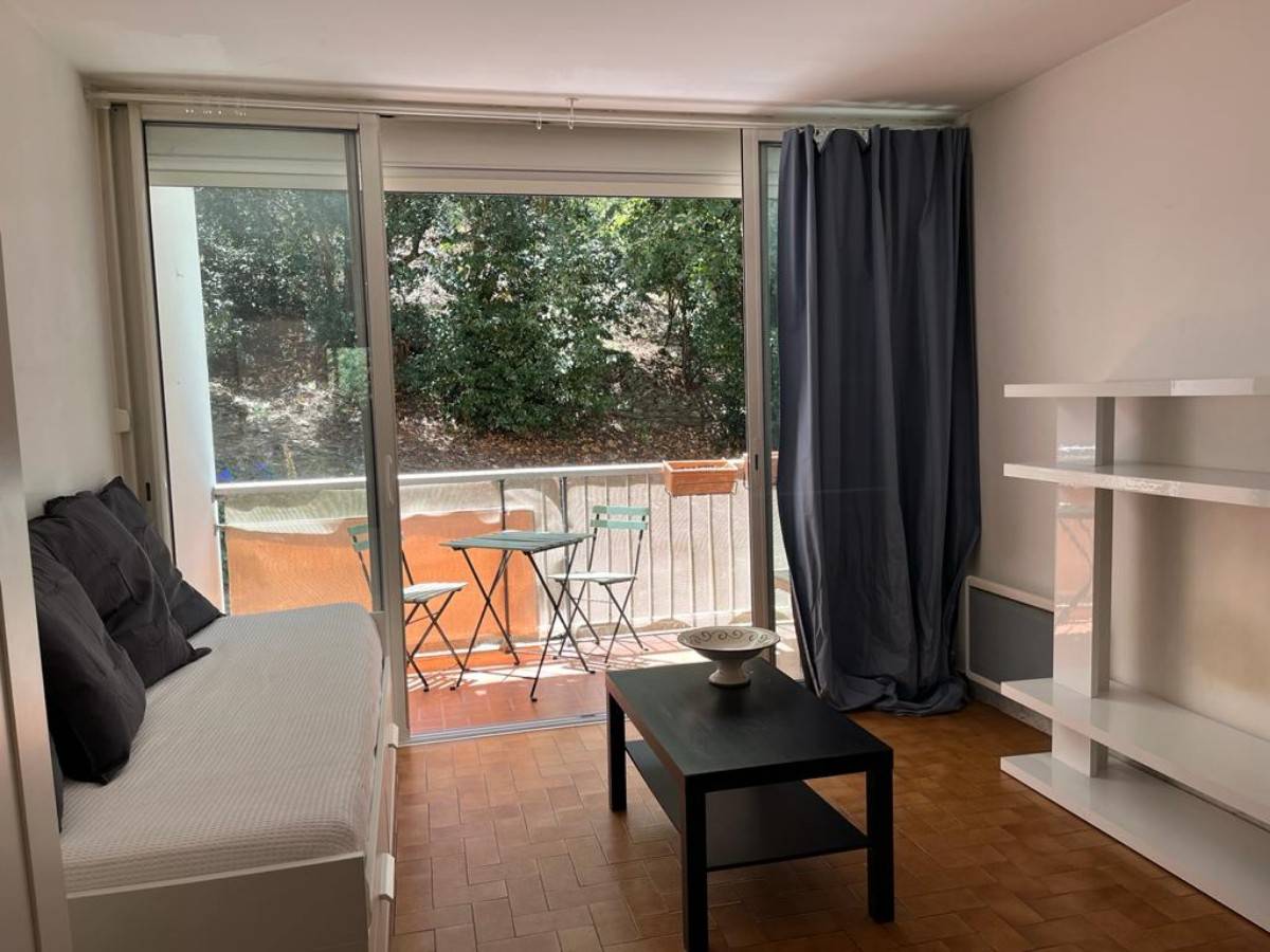 Loue studio 30m² - Cap Brun