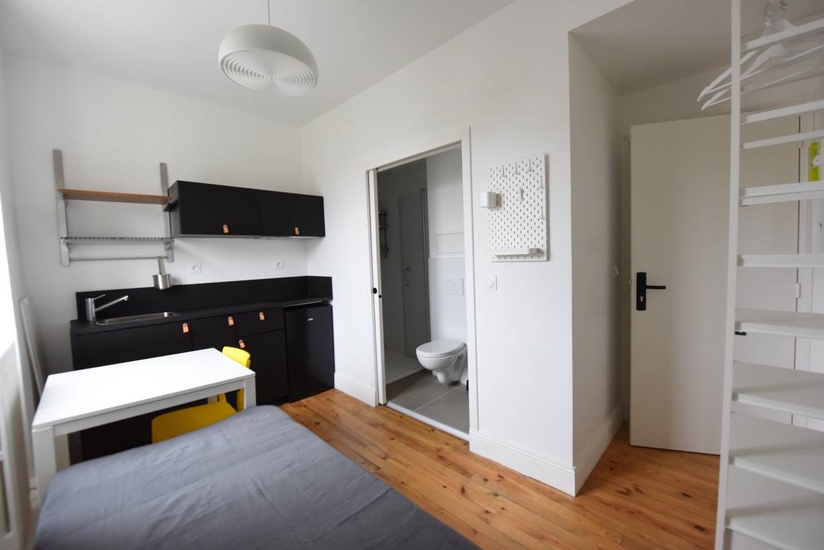 Loue Studio meublé - proche gare - 11m² - Angers (49)