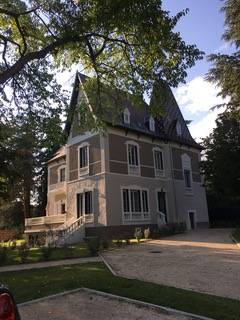 Loue studio meublé 28m² Charbonnières-les-Bains