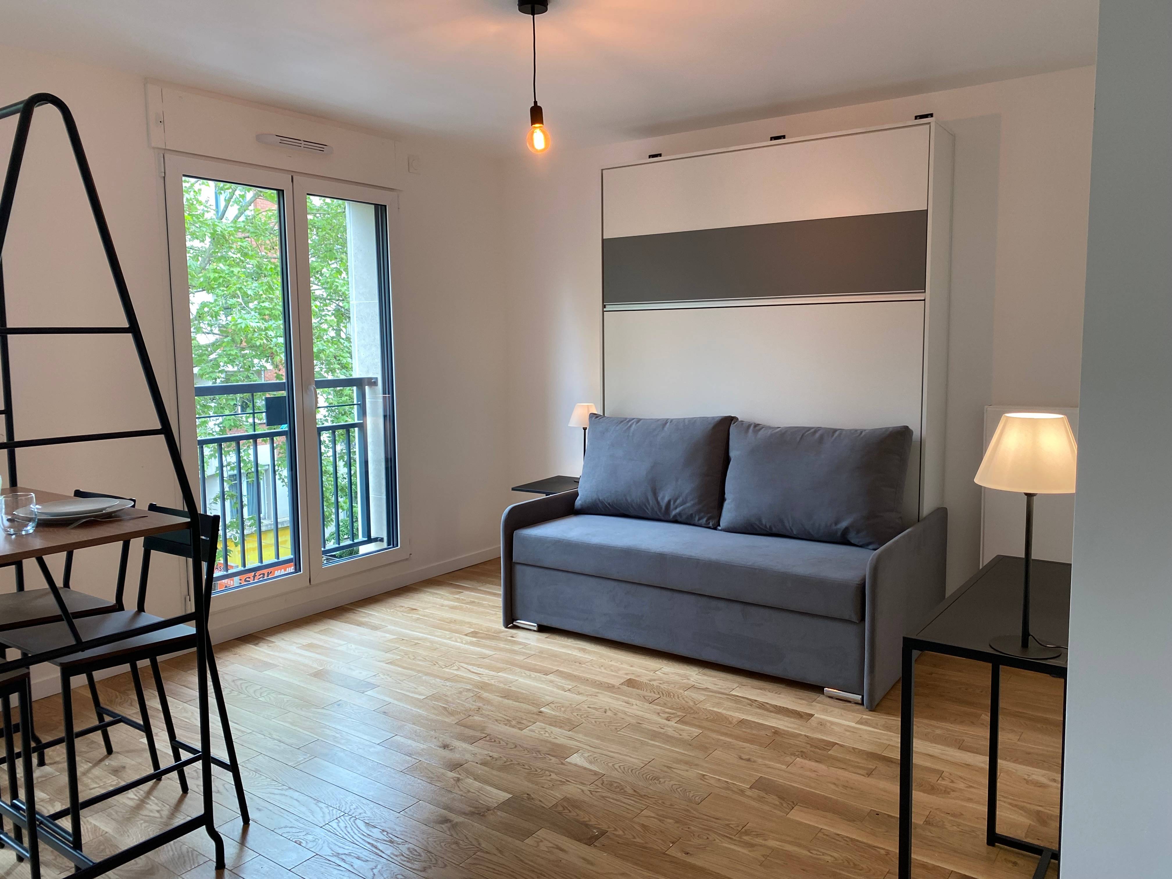 Loue studio meublé neuf haut-de-gamme de 26m² Porte de Clichy (92)