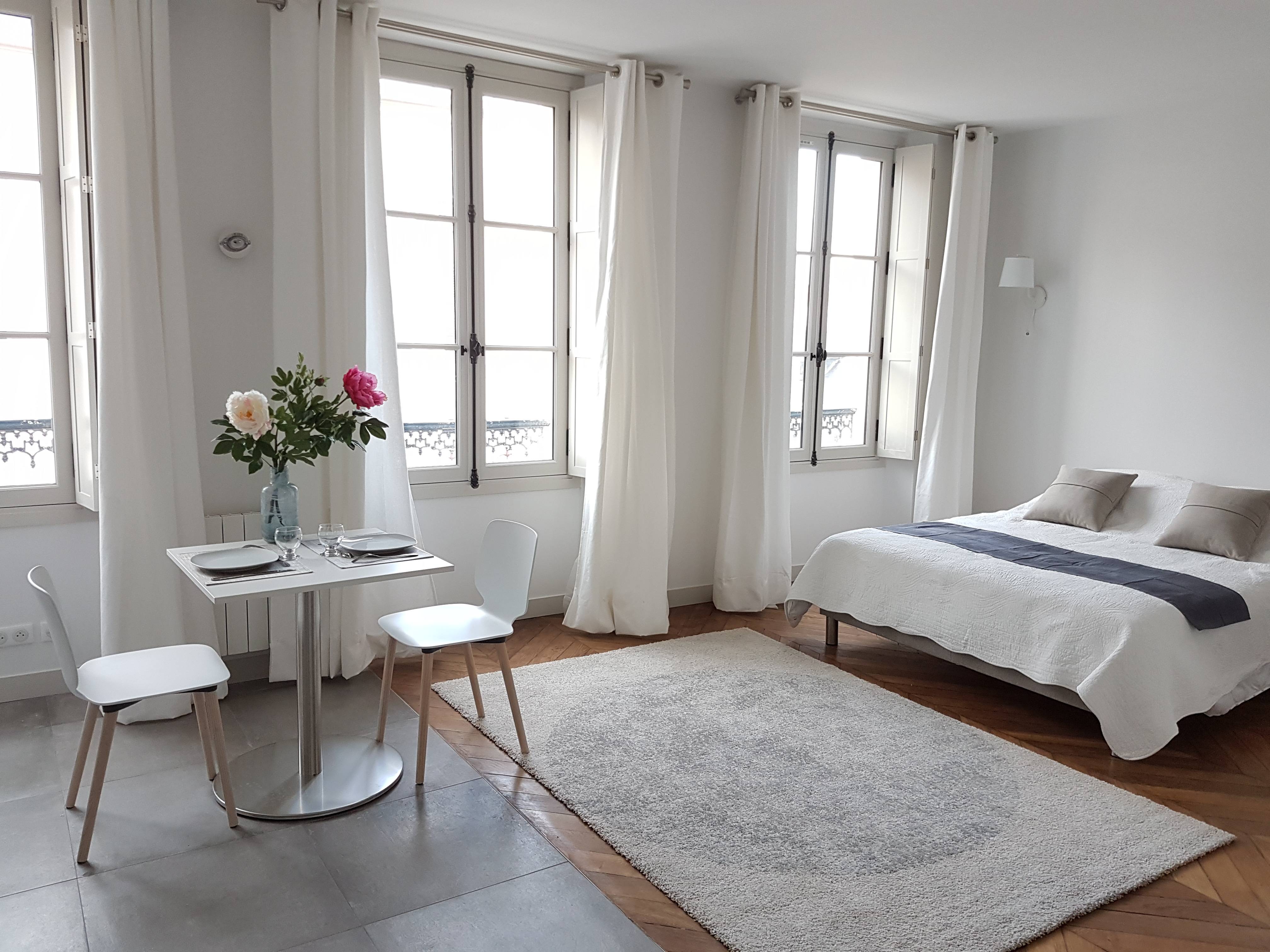 Loue studio meublé - 29m² - Rive Gauche - Versailles - proche écoles