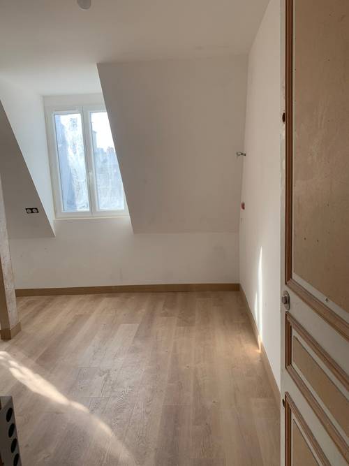 Loue studio 18m² meublé totalement refait à neuf à Neuilly-sur-Seine