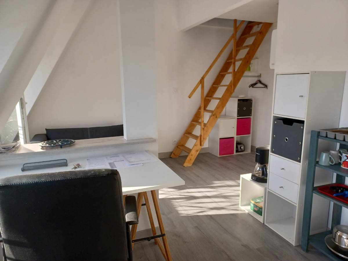 Loue Studio meublé 30m² - secteur St André/ Jamin Reims (51)