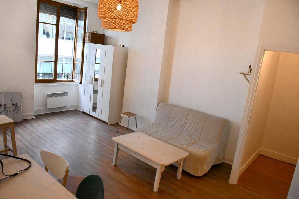 Loue Studio meublé, 32m², Villeurbanne - 1 chambre