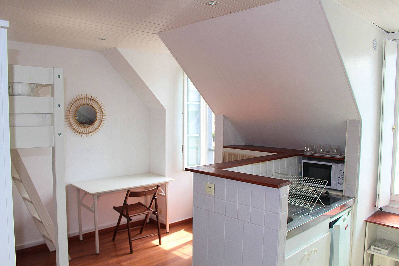 Loue studio 16m² - Paris 8ème - Quartier Villiers