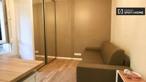 Loue studio 16m² -Paris 12ème - Saint Mandé - Chaussée de L’Etang - Ligne1