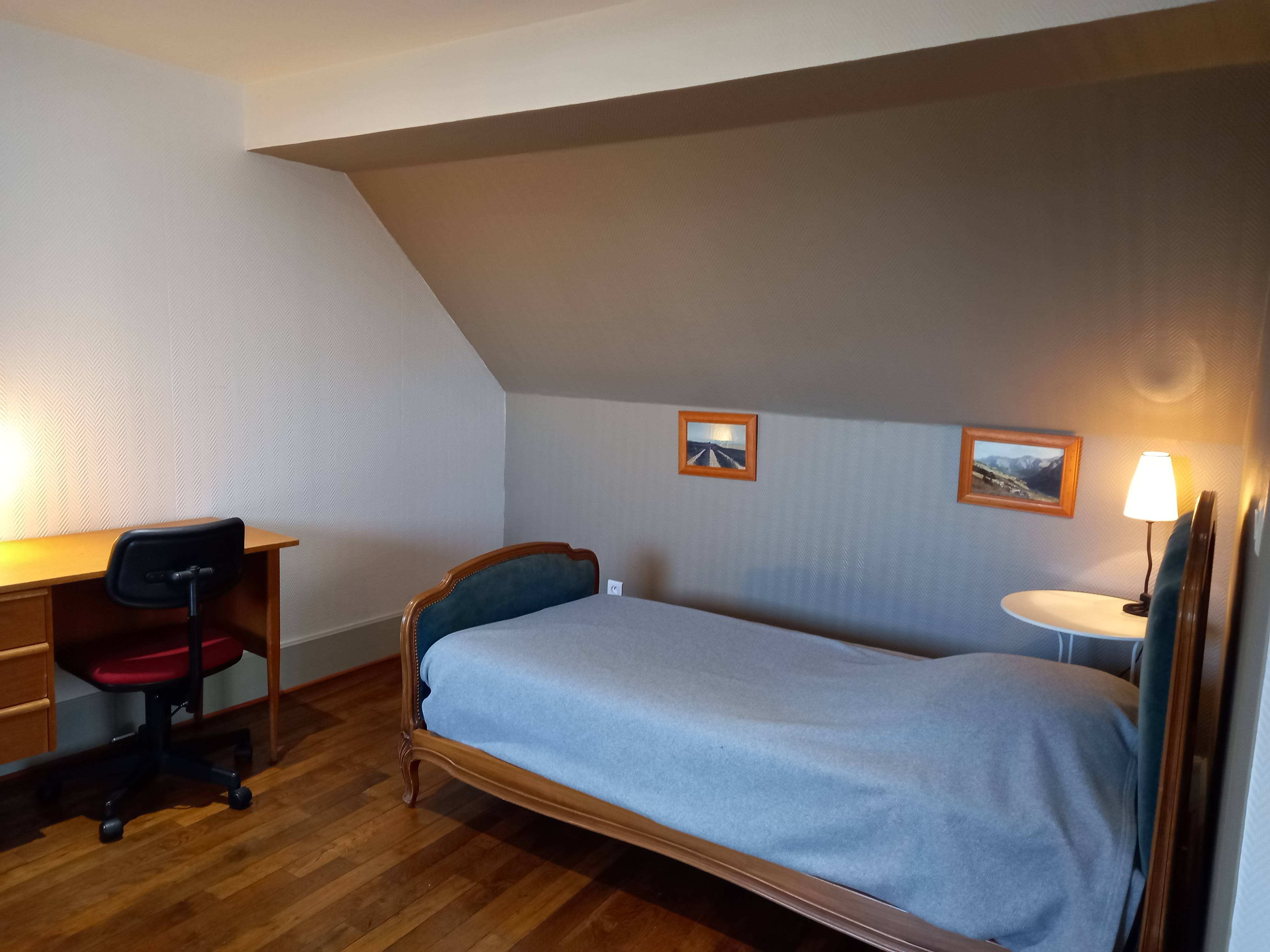 Loue studio indépendant - 30m² - Proche centre ville Beaune