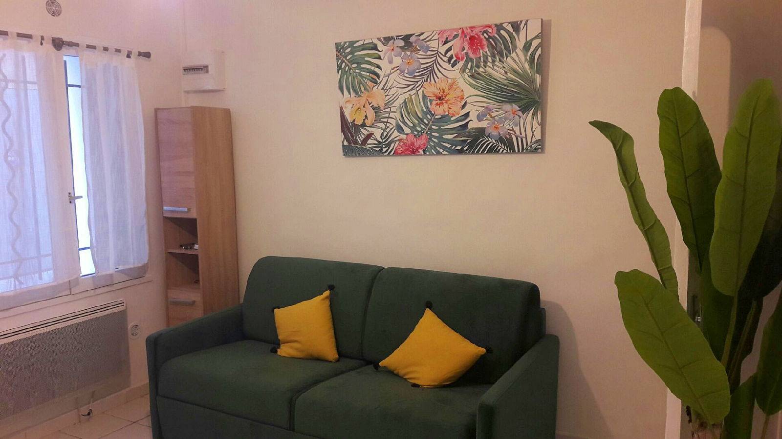 Loue studio - 18m² - Aix-en-Provence