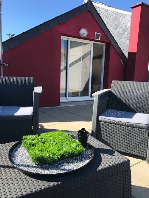 Loue Grand studio meublé avec terrasse - , 30m² Nantes (44)
