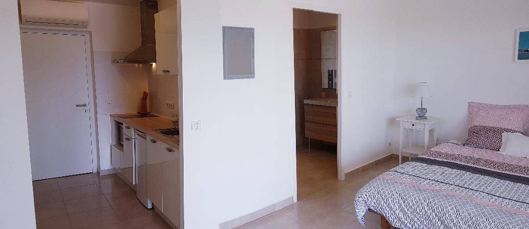 Loue appartement 30m² Toulon Ouest - Beau studio terrasse au calme tout confort proche commodités
