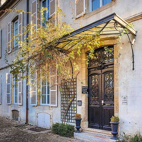 Loue 8 appartements cœur de Beaune (21) dans un hôtel particulier 22 couchages