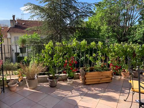Loue superbe appartement duplex 120m² avec terasse 25m² au coeur de Marseille - 3 chambres, 5 couchages