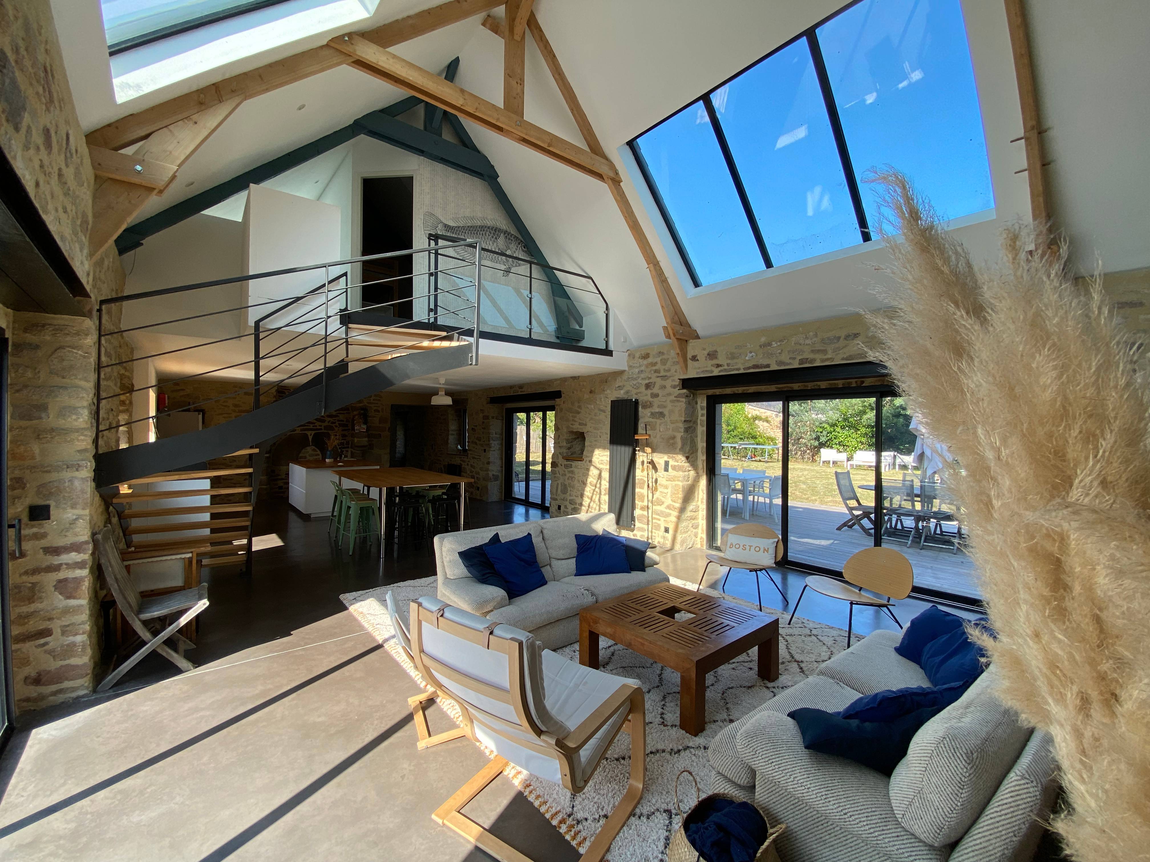 Loue superbe longère entièrement rénovée - 8 couchages - Morbihan - Larmor-Baden (56)