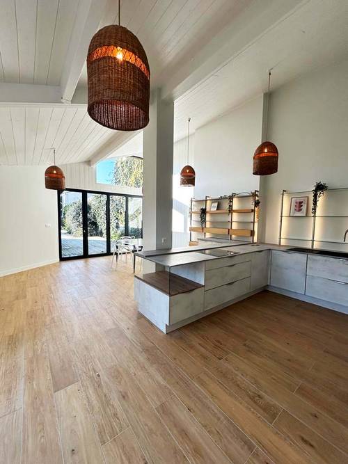 Vends maison 241m² La Teste-de-Buch - Maison familiale de caractère de 8 pièces en plein centre-ville