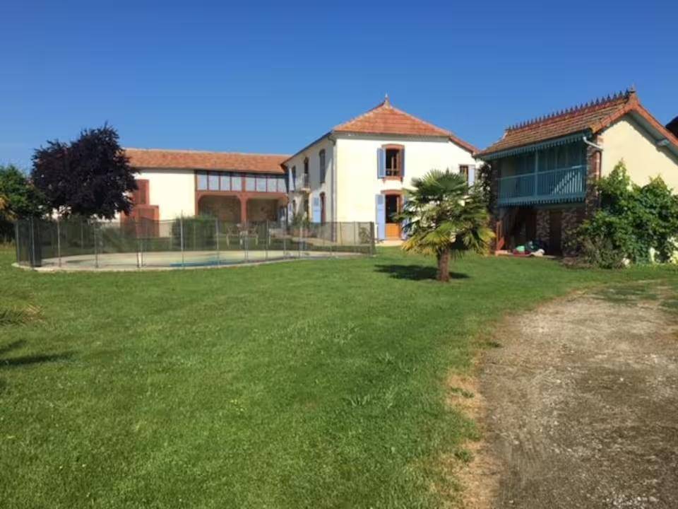 Loue maison avec piscine à 20 min de Marciac - 10 couchages