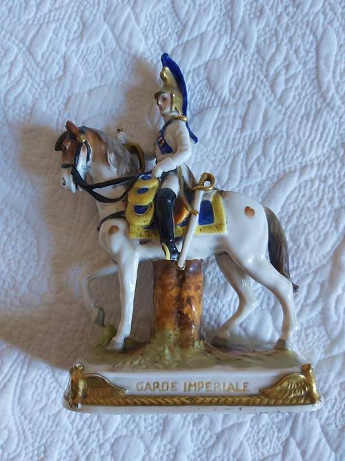 Superbe porcelaine de CAPO DI MONTE (ou de Saxe ?)