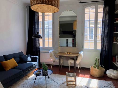 Loue superbe studio meublé de 36m² à Aix-en-Provence (quartier Mazarin