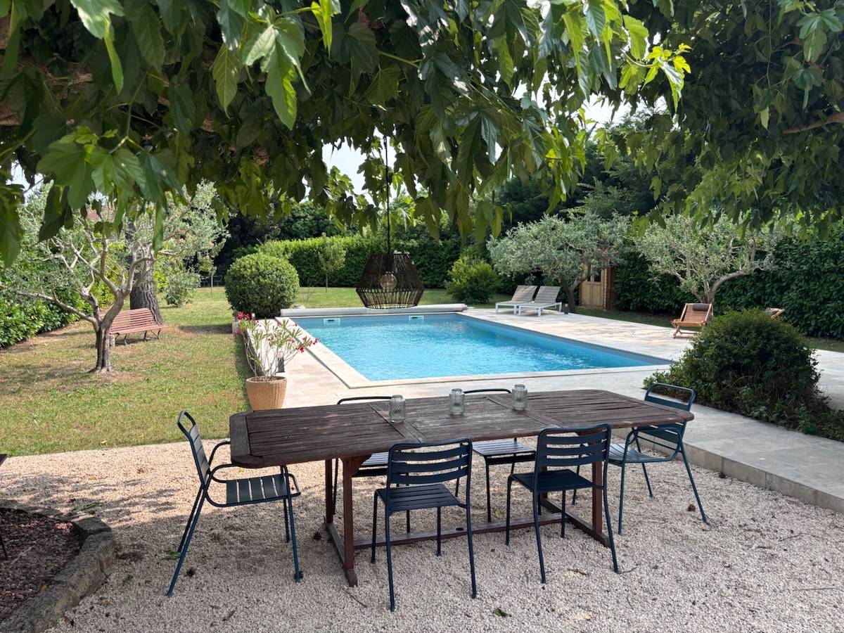 Loue villa proche Avignon - 4 chambres, 6 couchages