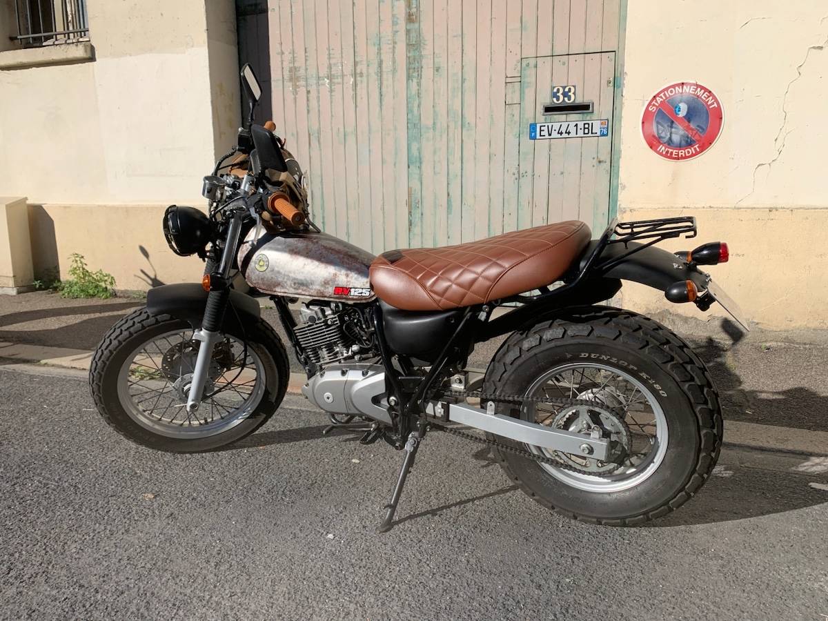 Vends Suzuki 125 Van Van Café Racer, 2006, 9100km