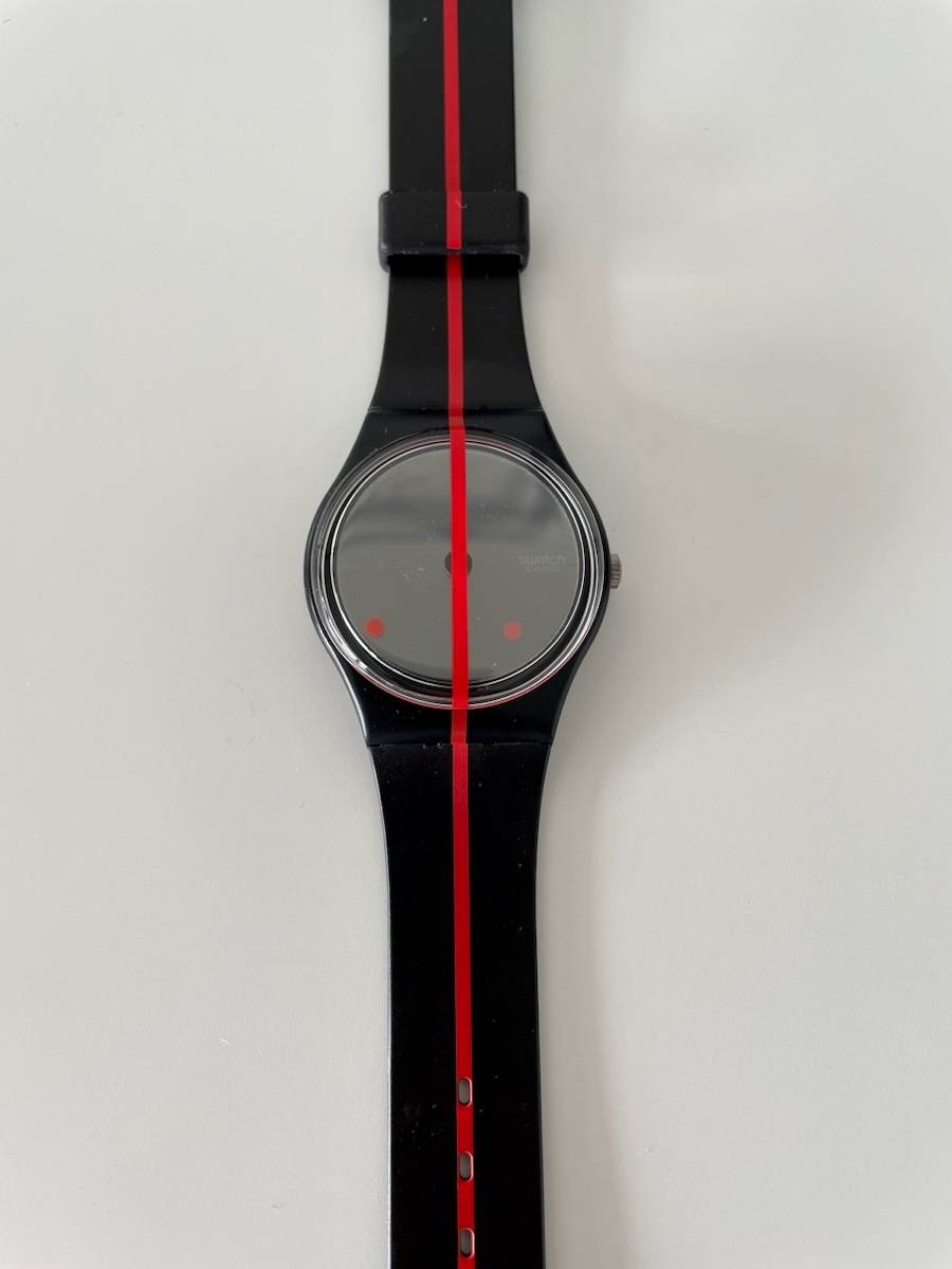 Swatch « Rosso Su Black » by Felice Varini
