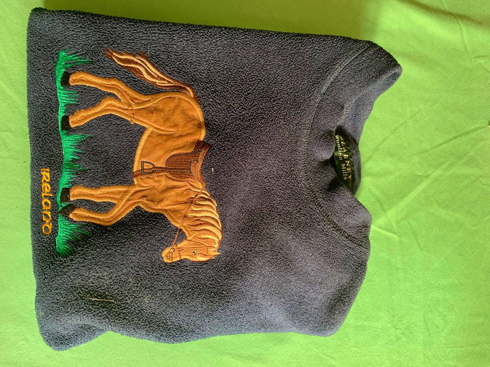 Sweat shirt marine 8-10 ans