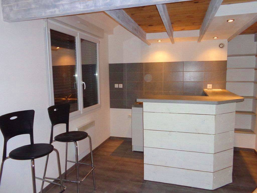 Loue appartement F1 sympa en duplex - 27m² - Reims centre (51)