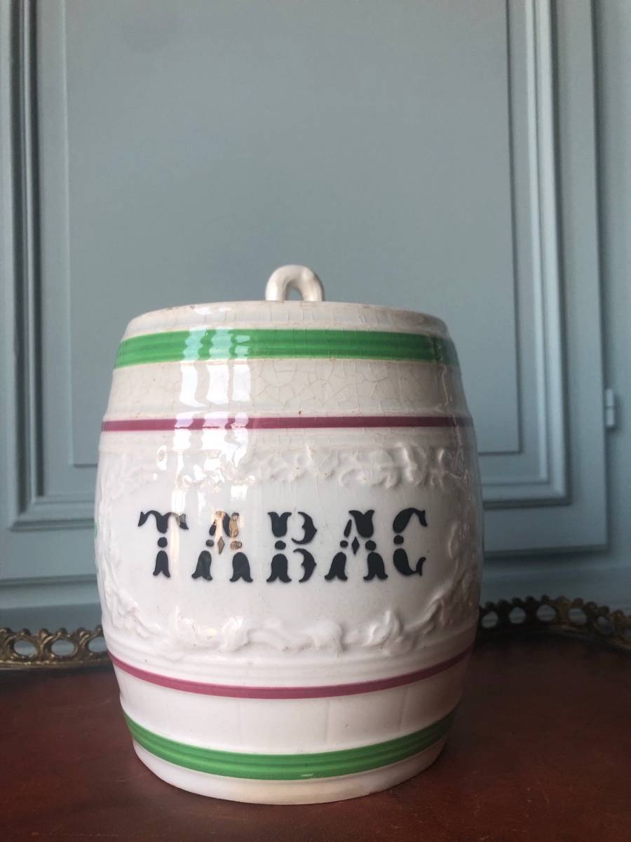Pot à tabac ancien