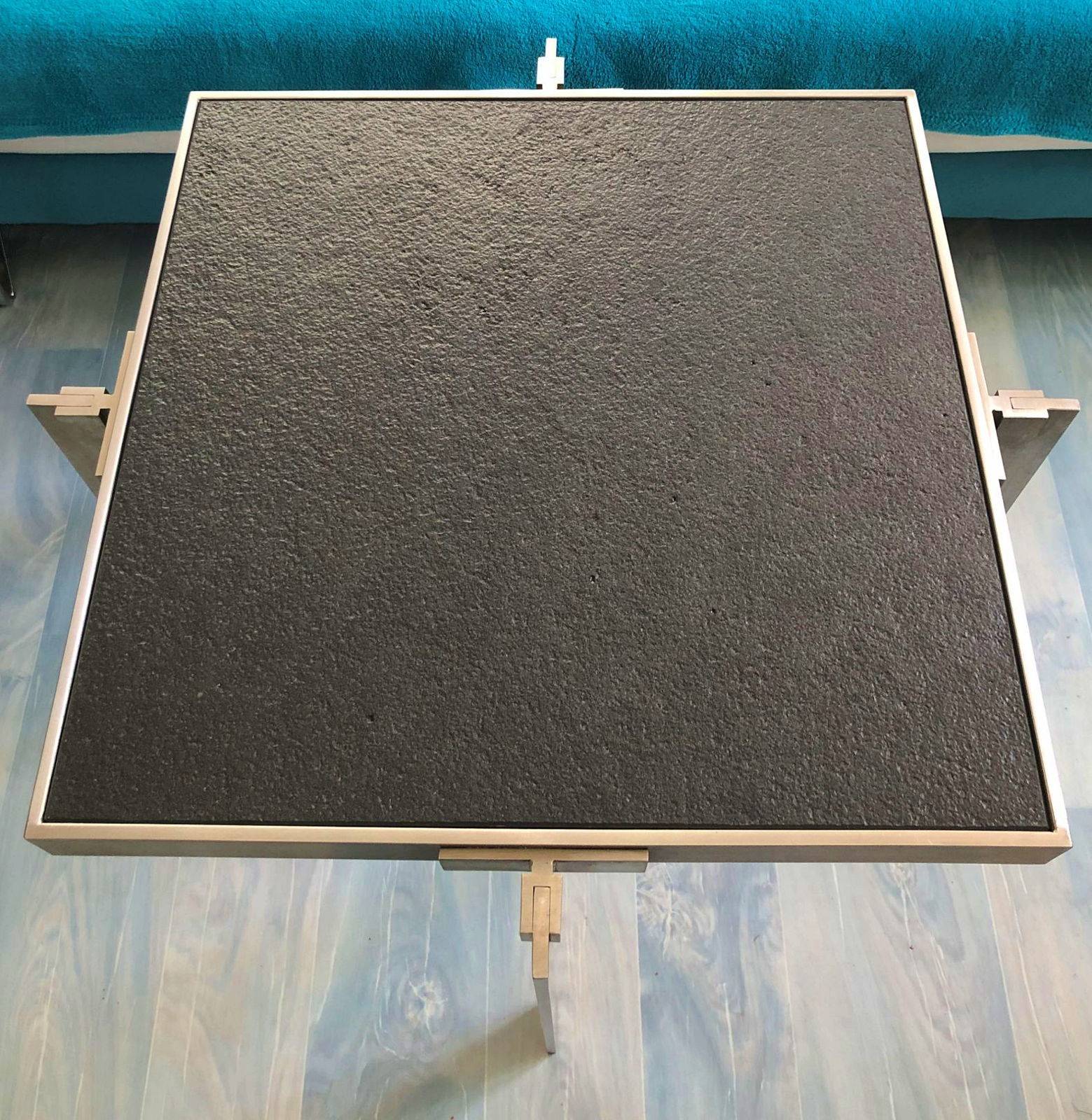 Table Basse Granite / Inox par Jeune Designer