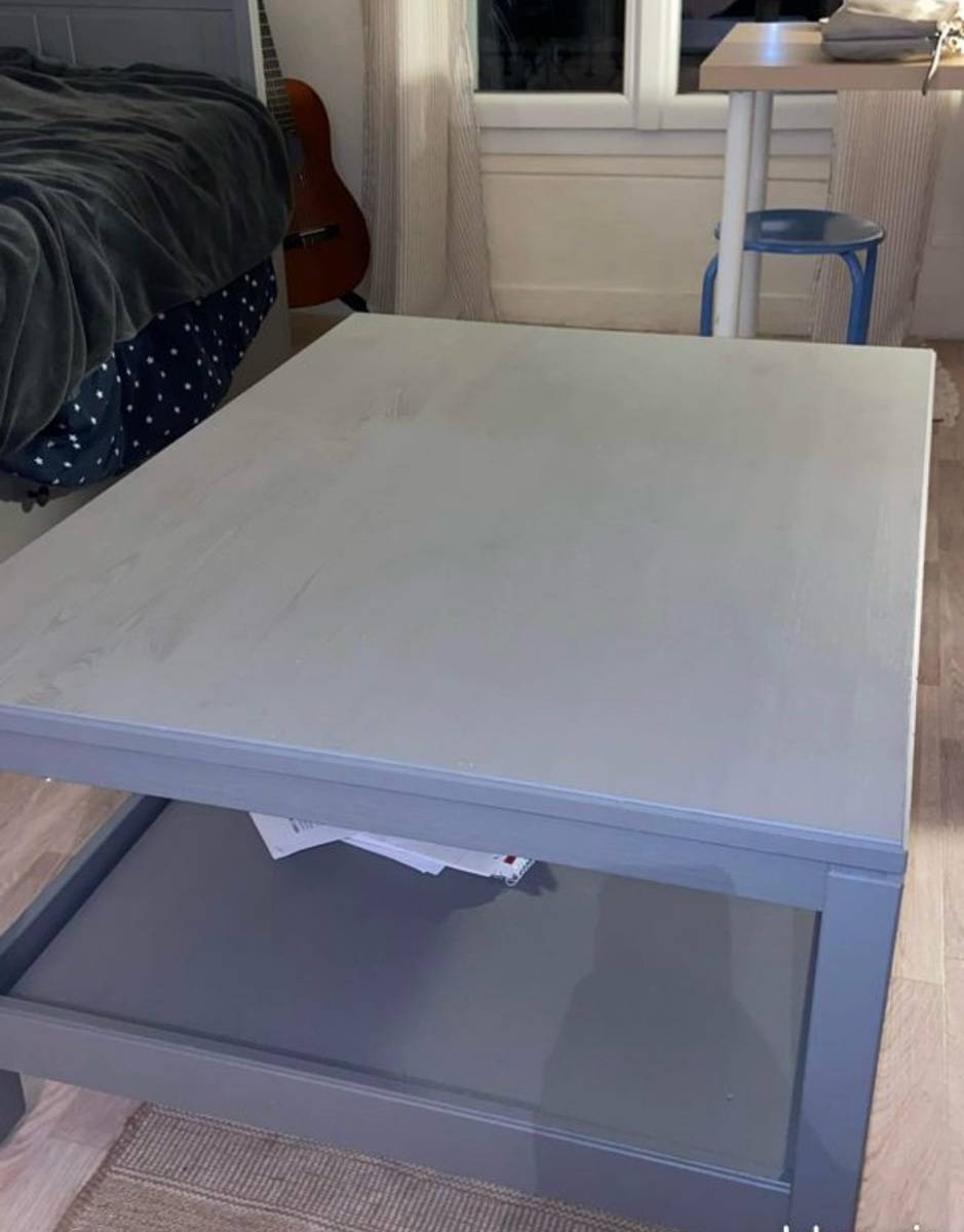Table basse gris souris IKEA havsta sur Gens de Confiance