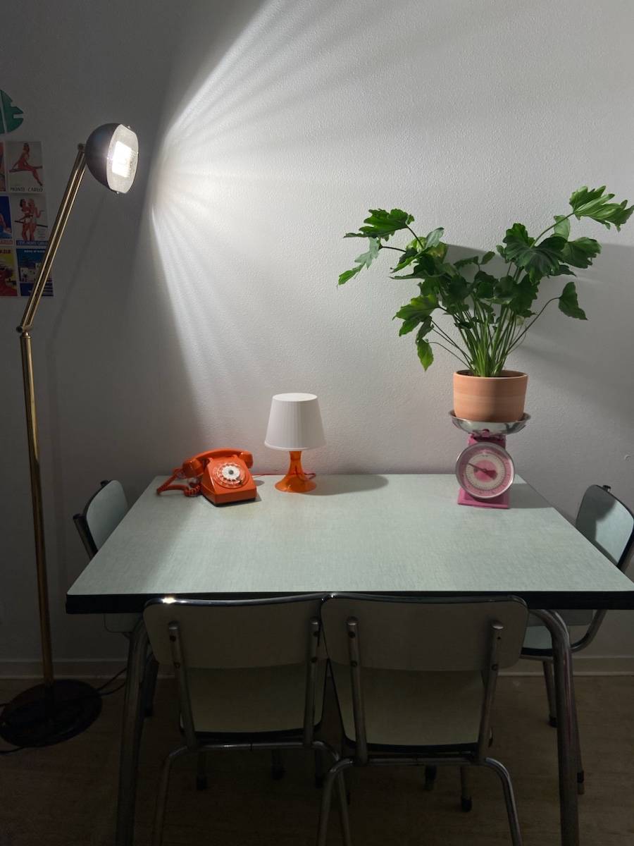 Table formica vintage ann e 70 sur gens de confiance