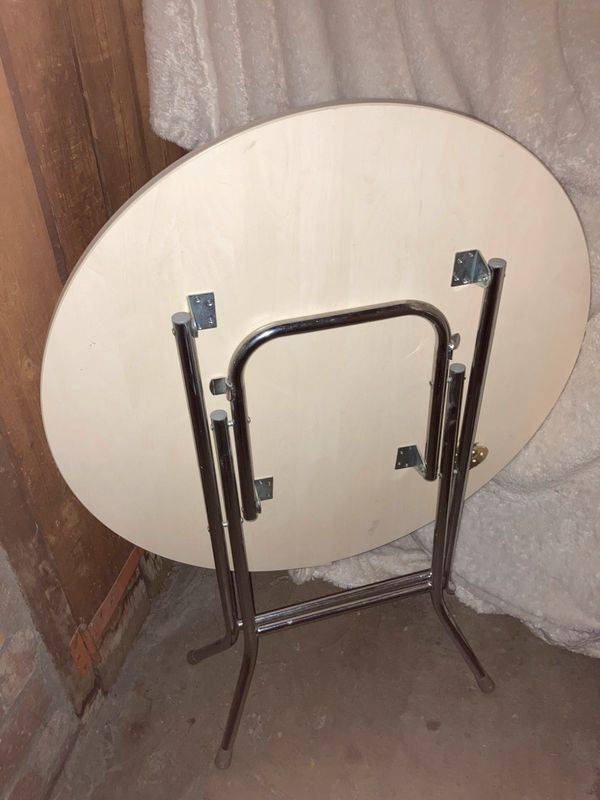 Table ronde pliante