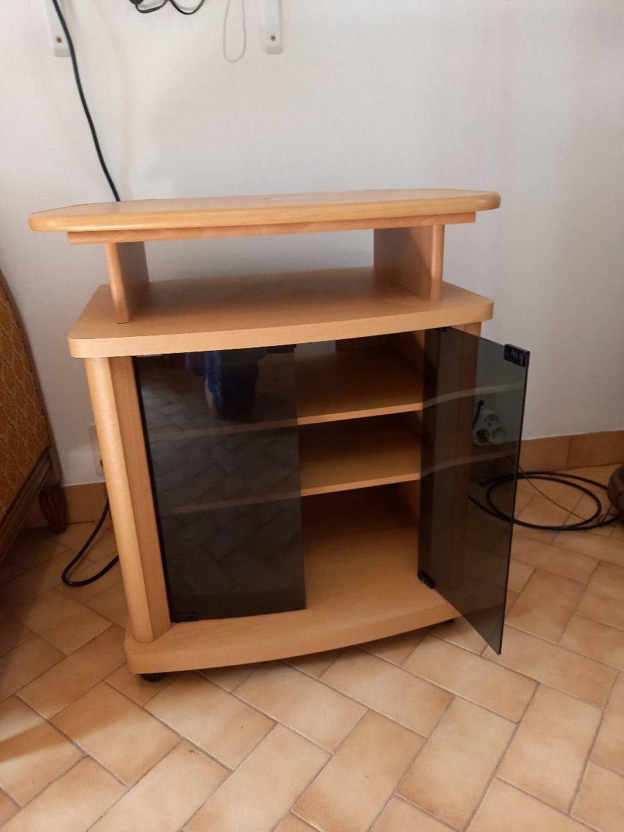 meuble t�l� avec plateau pivotant