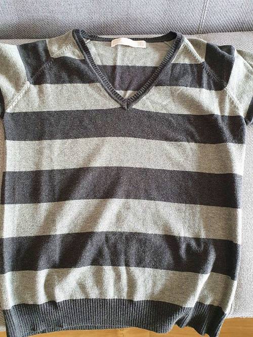 Pull Zara gris col V taille M