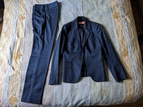 Tailleur bleu marine rayures blanches T36 Kookai