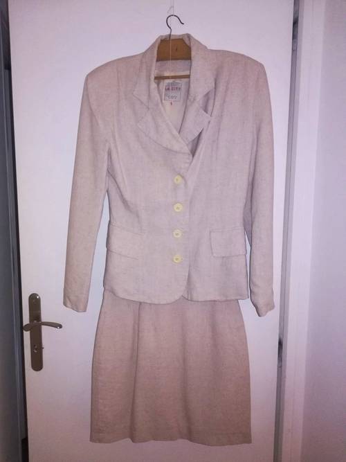 Tailleur jupe taille 38 - La City
