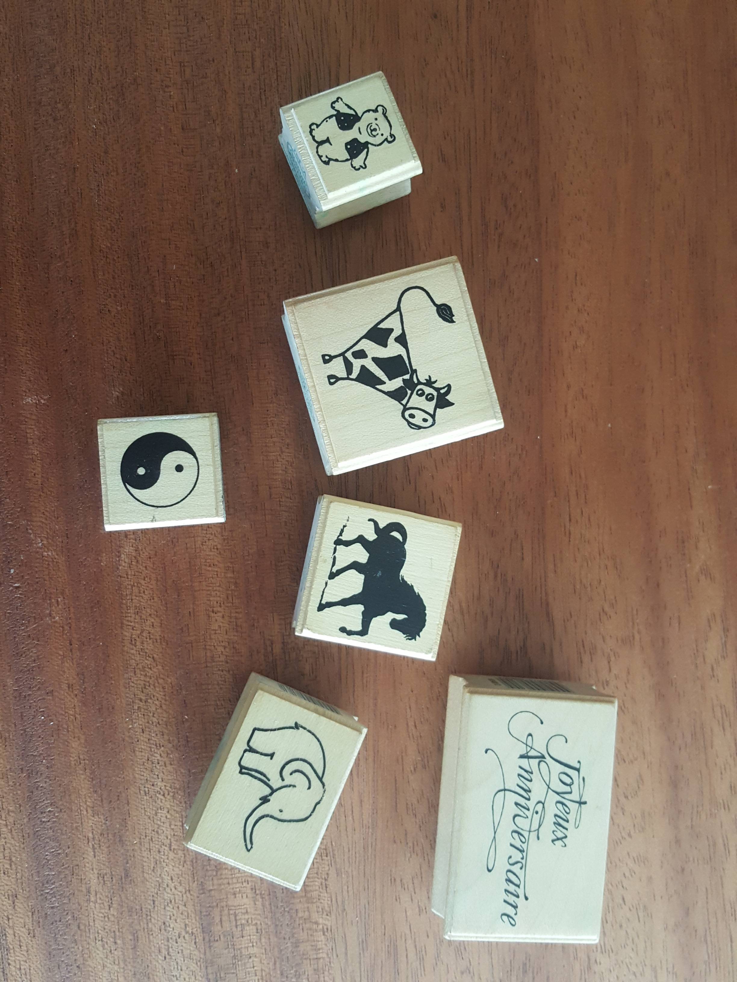 Vends Lot 6 tampons bois encreurs