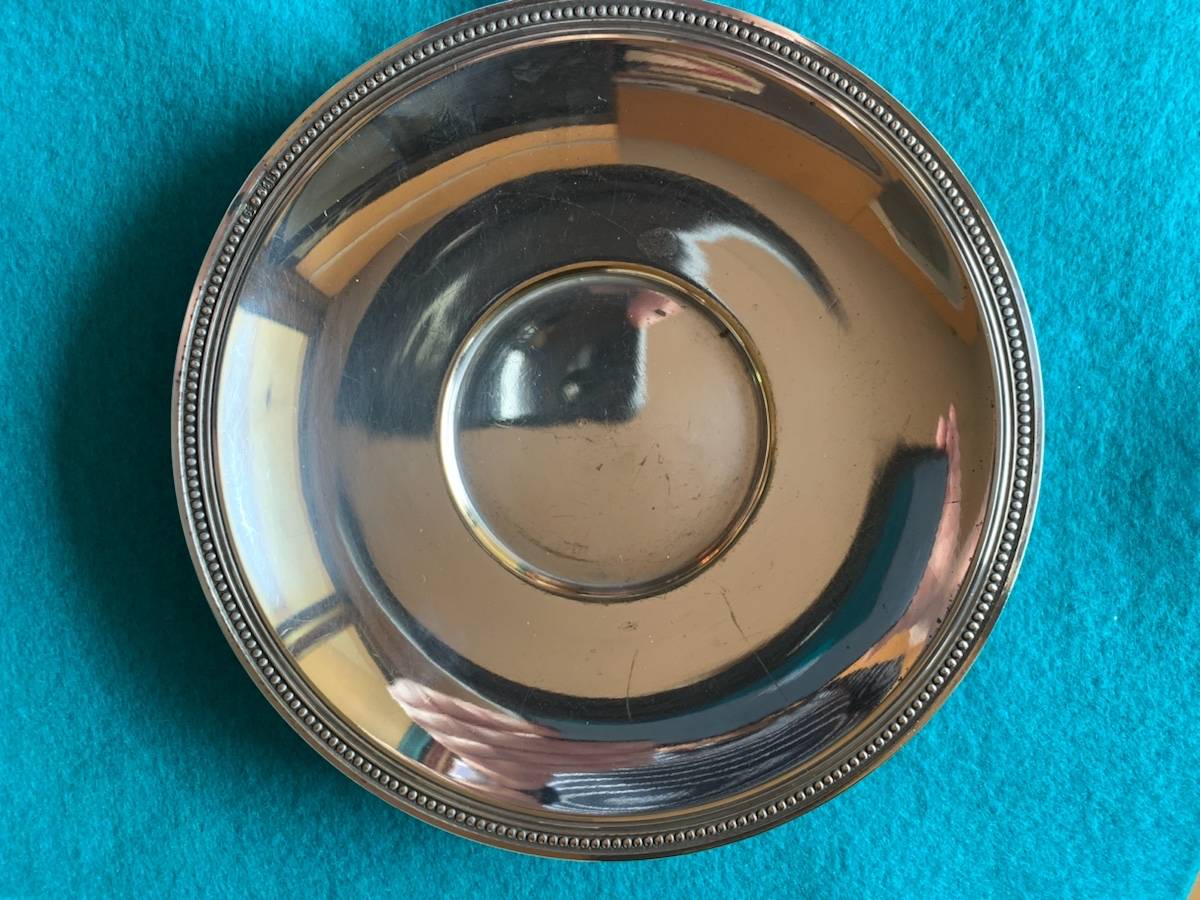 Tasse argentée perlée - occasion