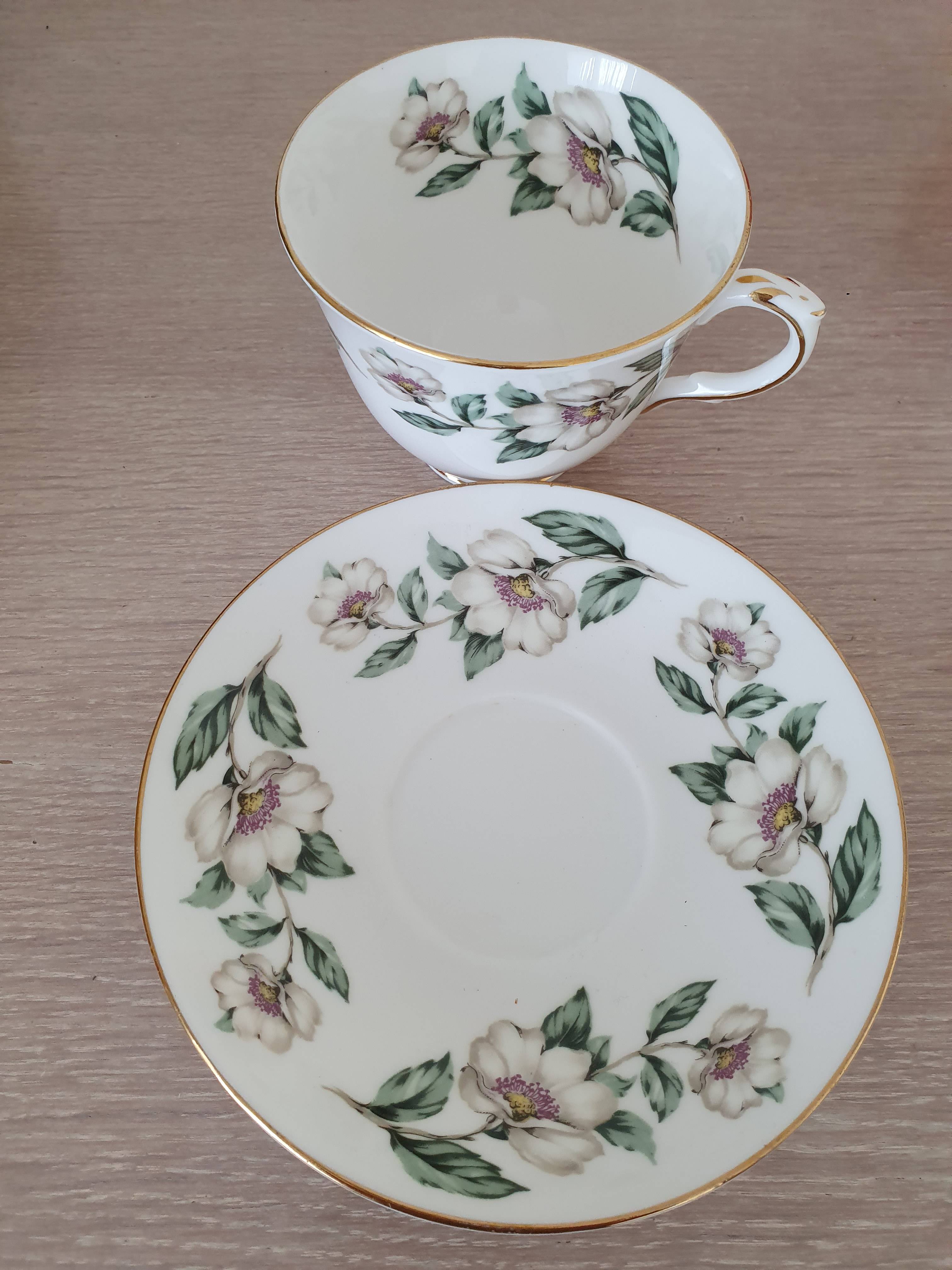 Tasse à Thé Porcelaine Anglaise YBK Tech – Motif Oiseaux Rose, 350 Ml, Livrée Avec Cuillère Et Boîte Cadeau