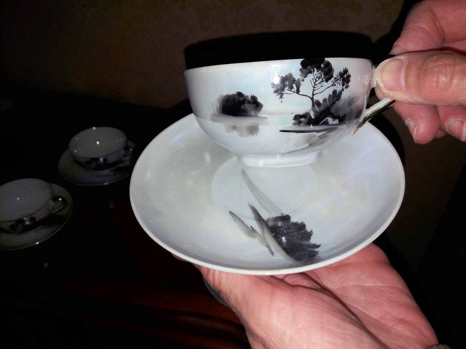 6 tasses à thé porcelaine japonnaise avec soucoupe