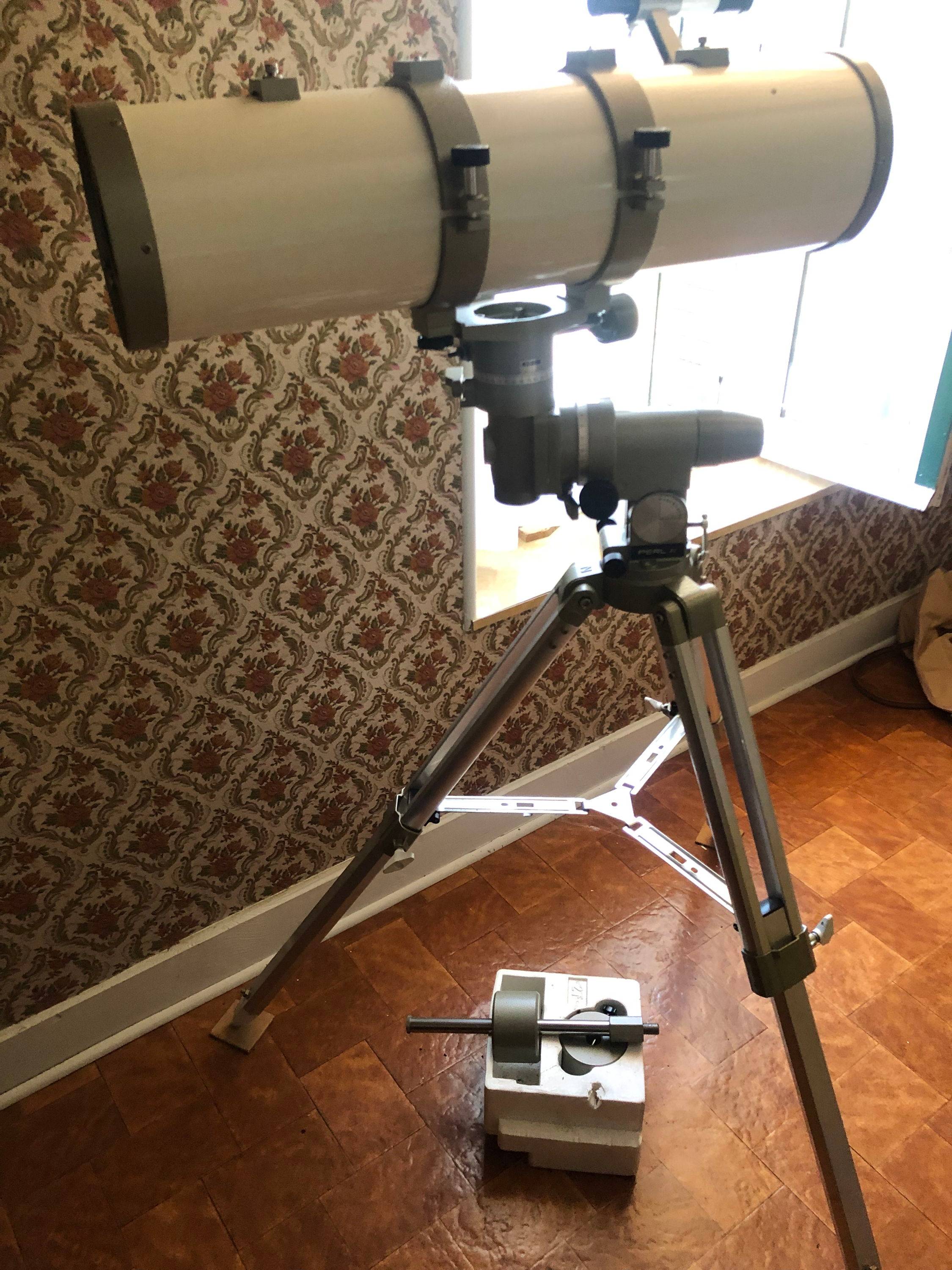 Télescope astronomique PERL VIXEN