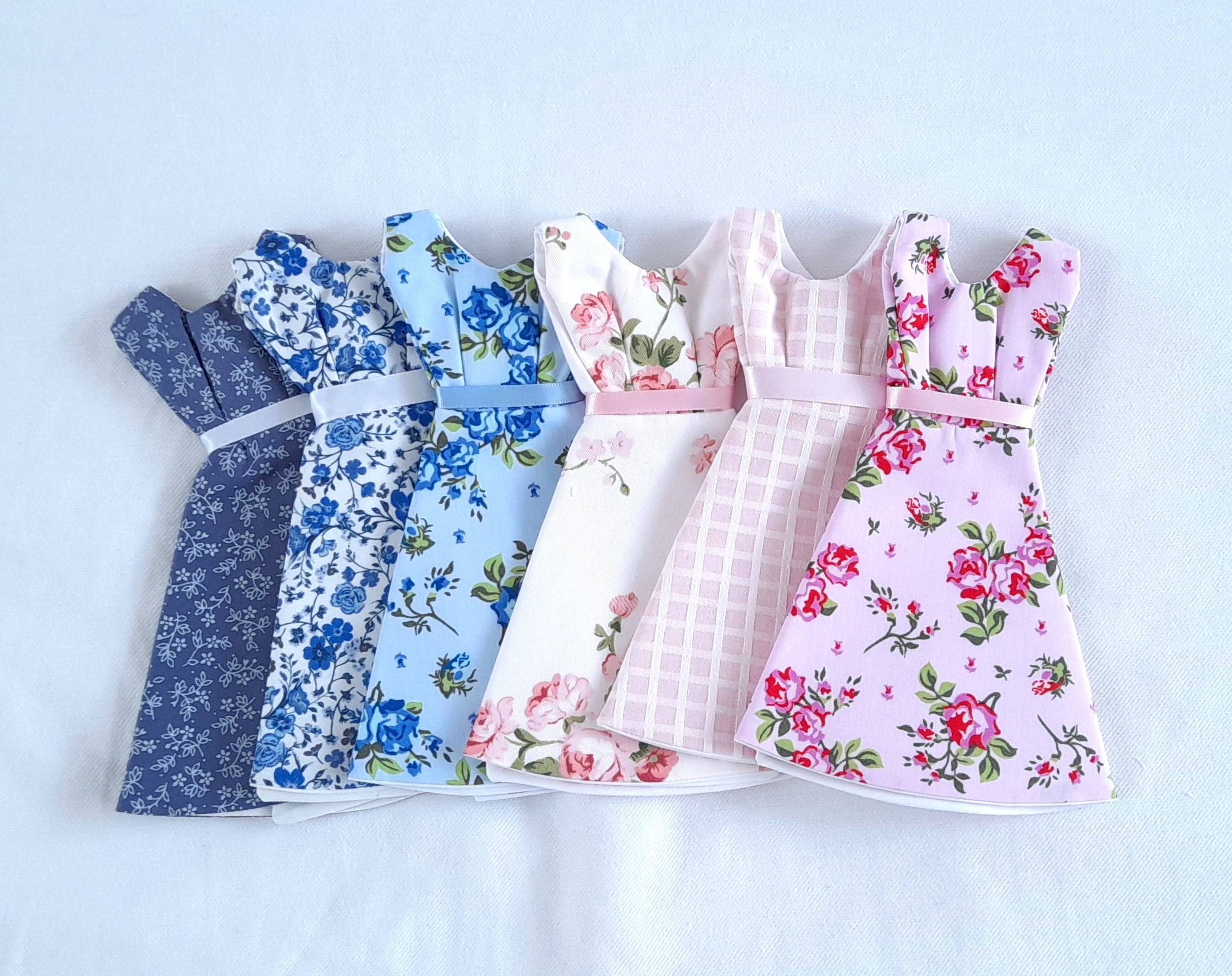 Tenues romantiques pour barbie