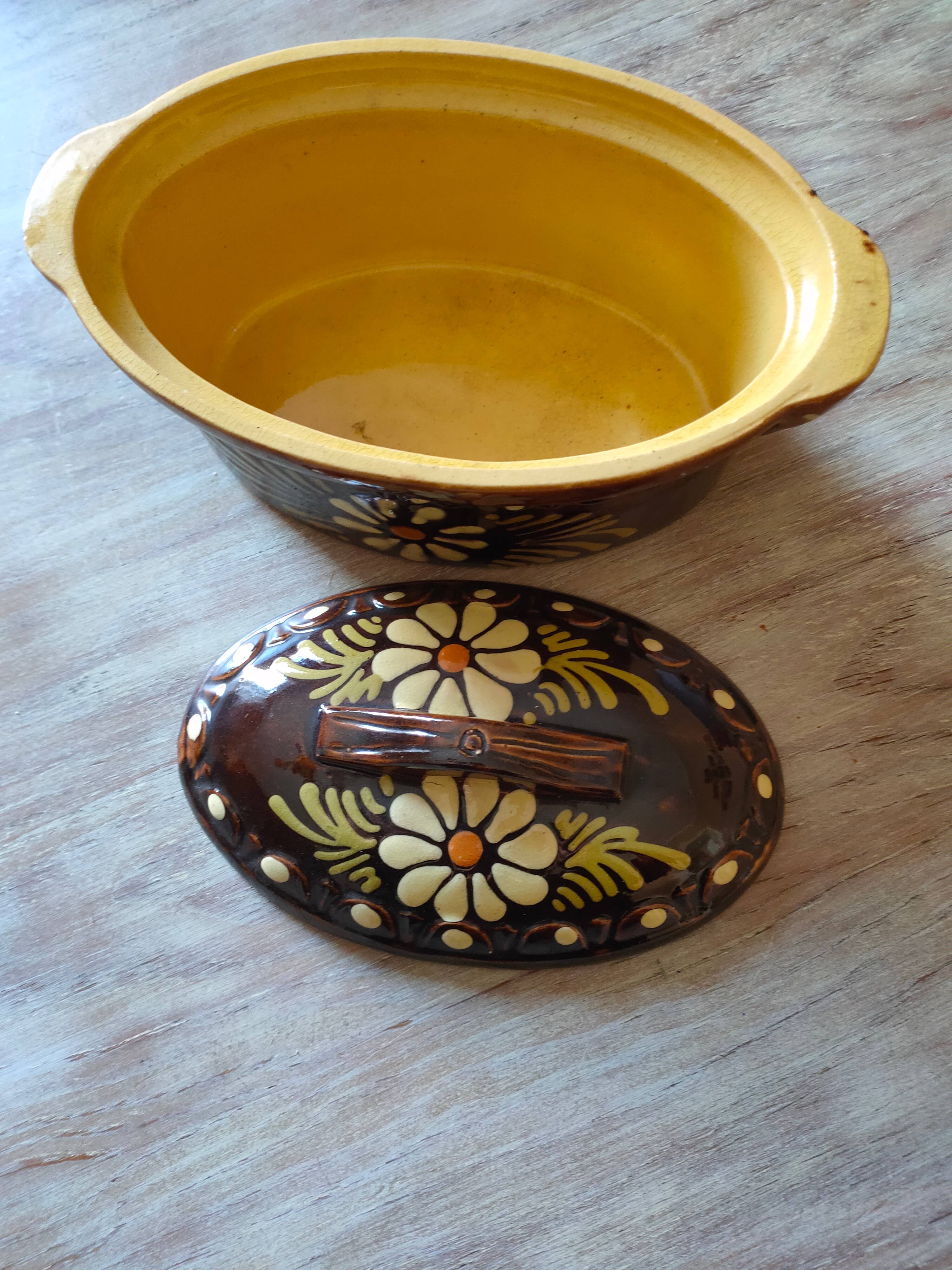 Terrine terre cuite sur Gens de Confiance