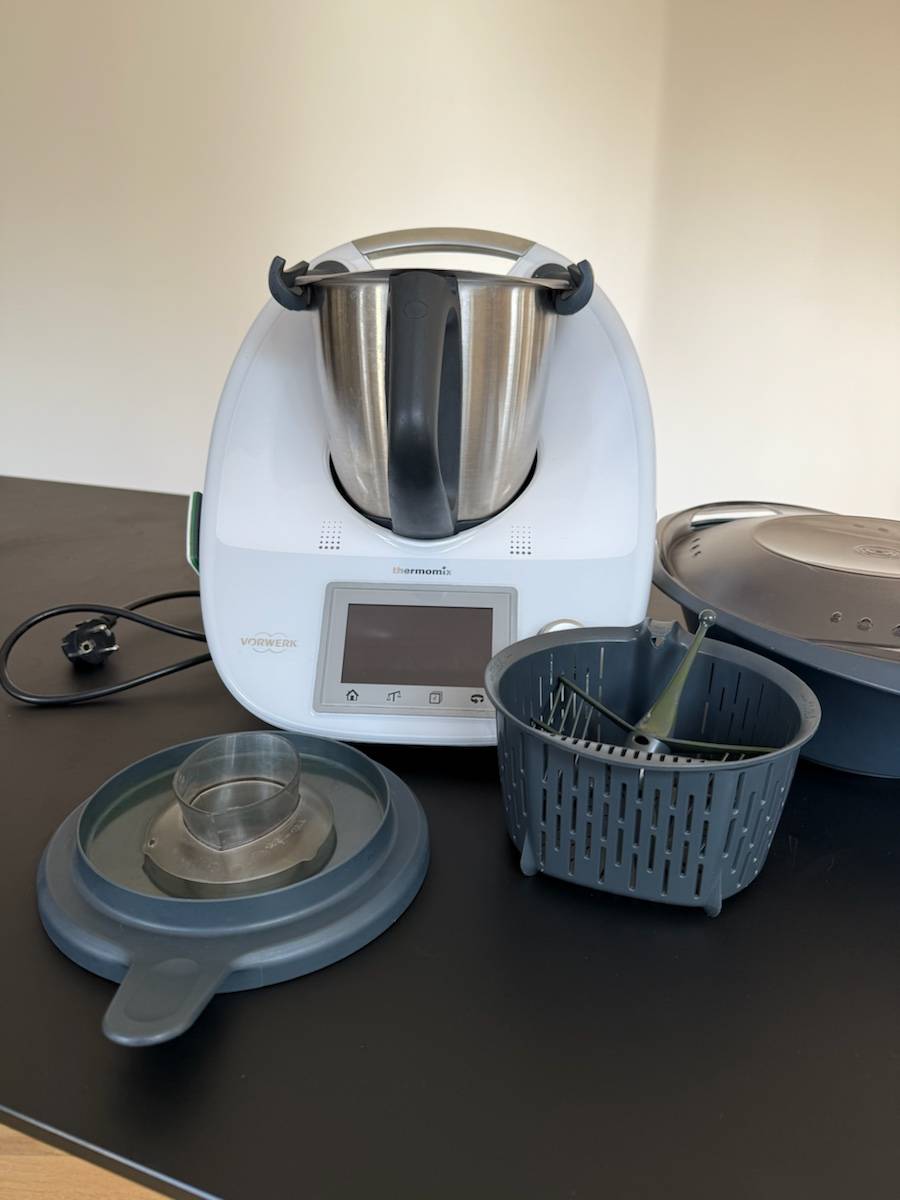 Vends Thermomix TM5 complet avec découpe-minute