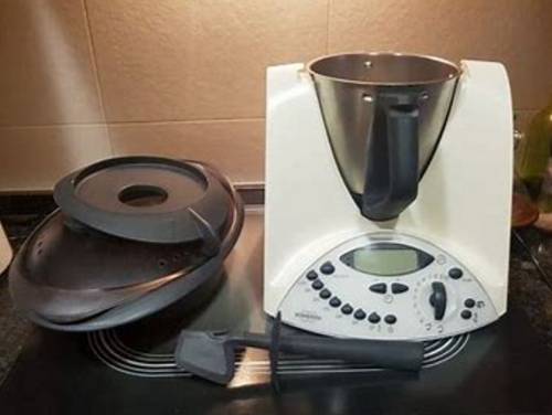 Thermomix tx31 révisé. Couteau, socle, carte electronique neufs